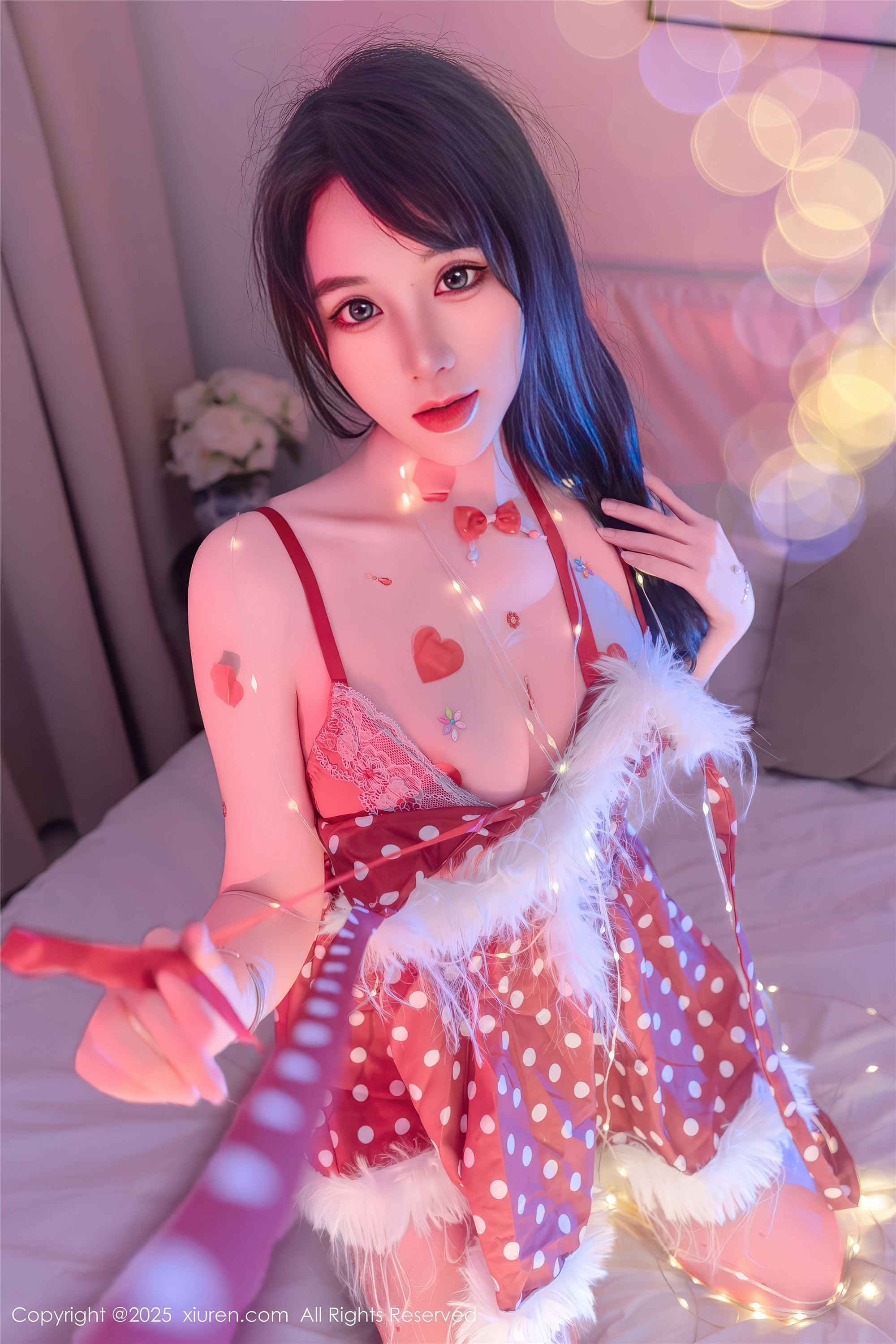 Xiuren秀人网 2025.12.25 NO.11154 汐汐爱吃草莓